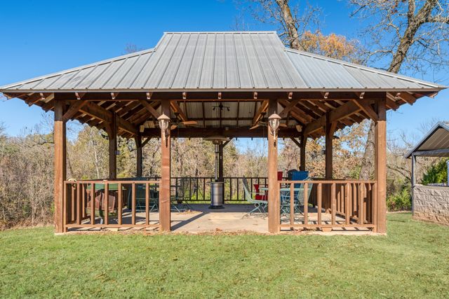 6144 Farm Road 197, Arthur City, TX 75411