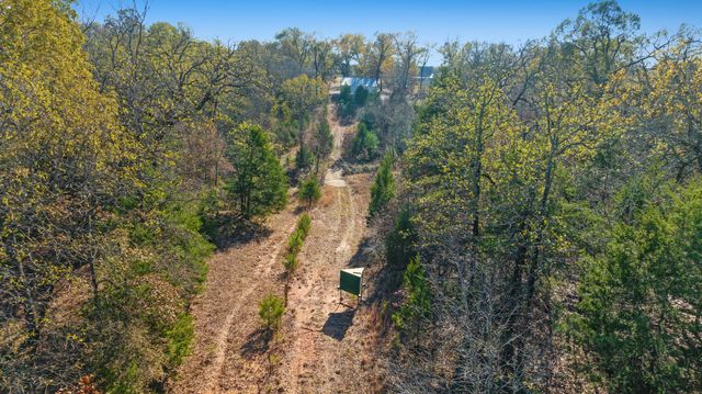 6144 Farm Road 197, Arthur City, TX 75411