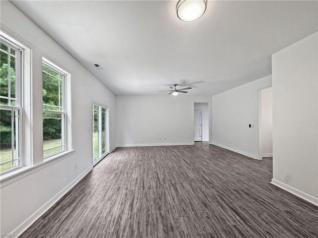 510 Princess Anne CIR, Elizabeth City, NC 27909