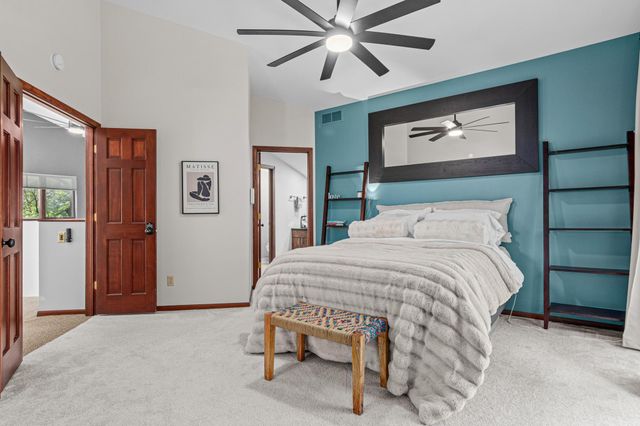 15120 Chestnut Circle, Burnsville, MN 55306
