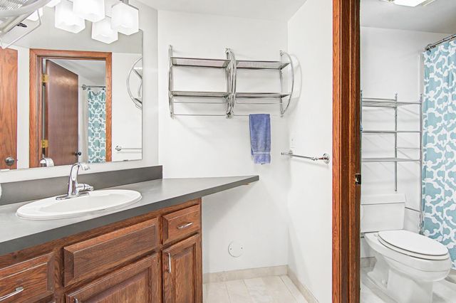 15120 Chestnut Circle, Burnsville, MN 55306
