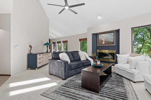 15120 Chestnut Circle, Burnsville, MN 55306