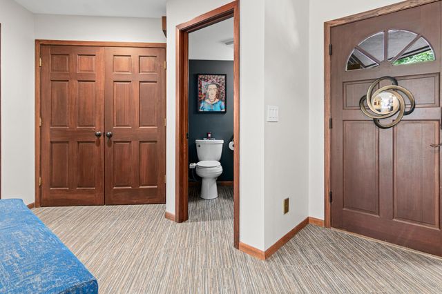 15120 Chestnut Circle, Burnsville, MN 55306