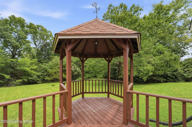 1311 Dawkins School Rd, La Grange, KY 40031