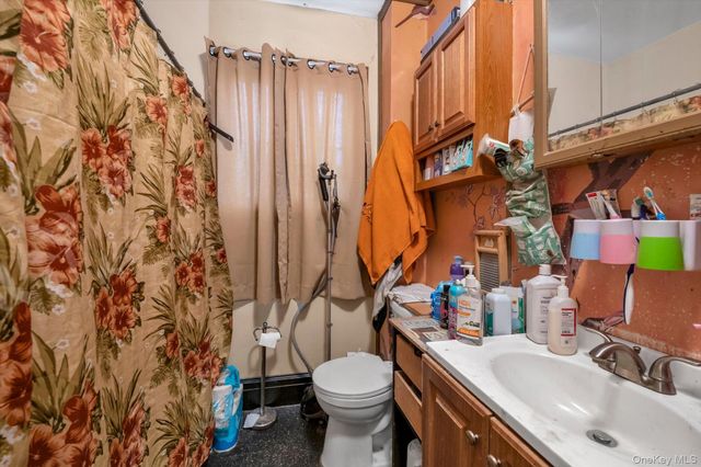 88-35 75th Street, Woodhaven, NY 11421