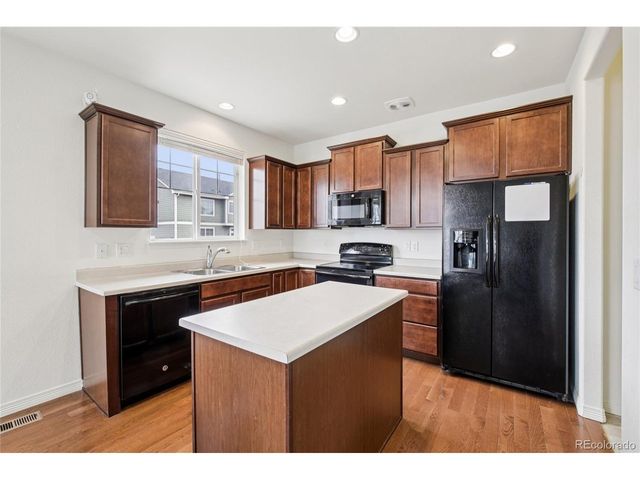 25819 E Bayaud Ave, Aurora, CO 80018