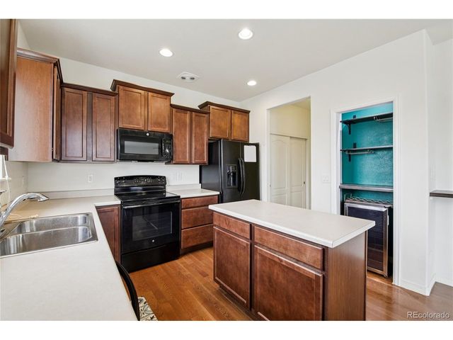 25819 E Bayaud Ave, Aurora, CO 80018