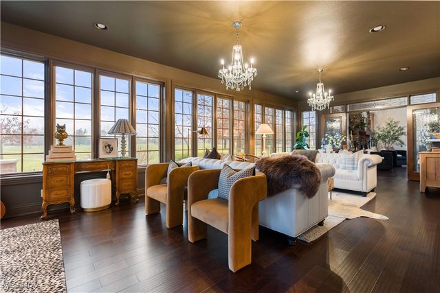 6182 Bertram Avenue NW, Canton, OH 44718