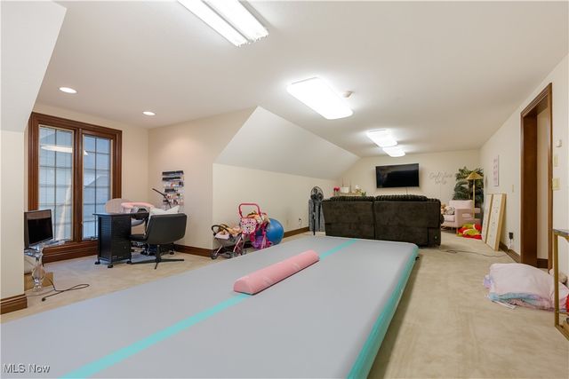 6182 Bertram Avenue NW, Canton, OH 44718