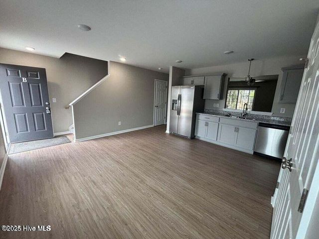 1226 Masters Lane B, Greenville, NC 27834