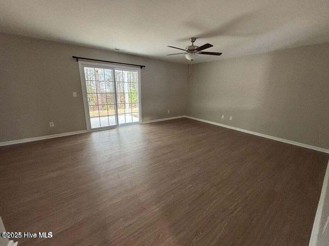 1226 Masters Lane B, Greenville, NC 27834