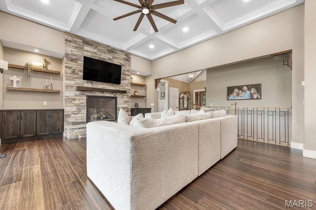 339 Lohman Hollow, Warrenton, MO 63383