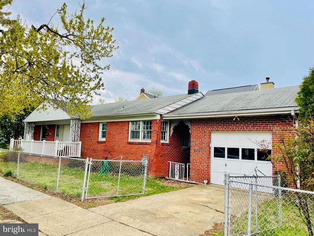 2000 LA GRANDE AVE, Alexandria, VA 22301