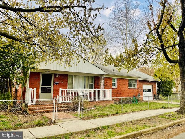 2000 LA GRANDE AVE, Alexandria, VA 22301