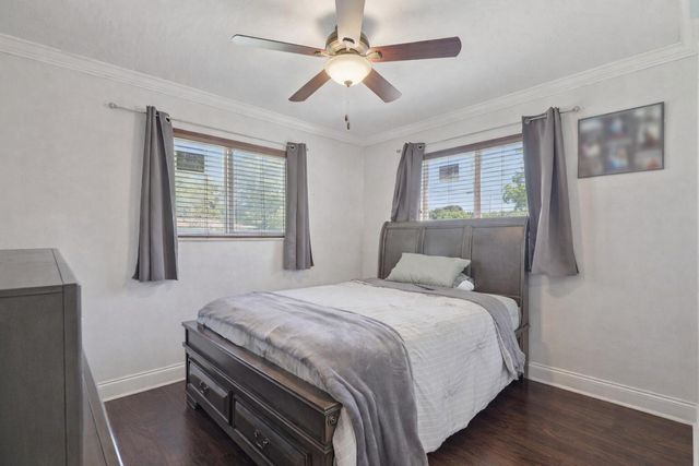 4688 NW 1st Street, Plantation, FL 33317