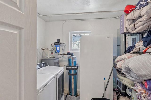 4688 NW 1st Street, Plantation, FL 33317