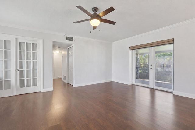 4688 NW 1st Street, Plantation, FL 33317