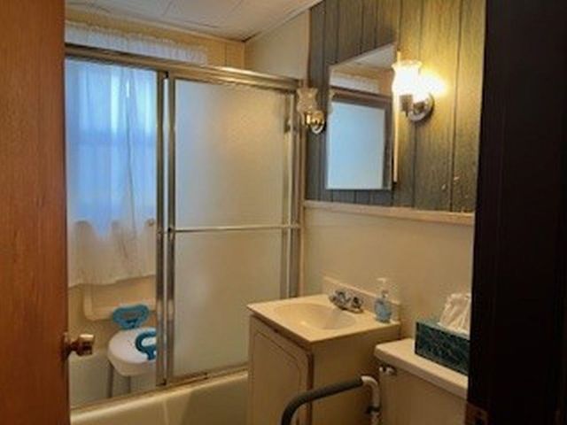 1360 Woodbury Avenue, Portsmouth, NH 03801