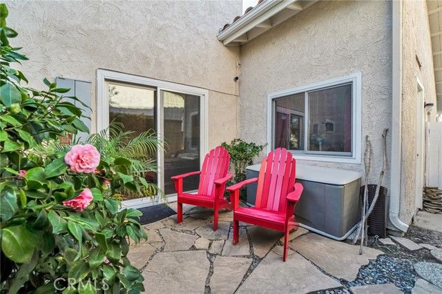 6334 Aquarius Avenue, Agoura Hills, CA 91301