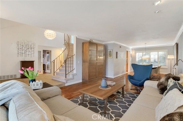 6334 Aquarius Avenue, Agoura Hills, CA 91301