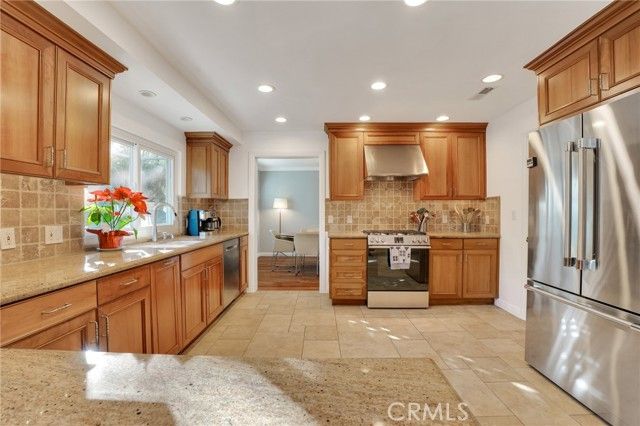 6334 Aquarius Avenue, Agoura Hills, CA 91301