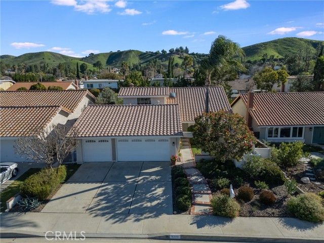 6334 Aquarius Avenue, Agoura Hills, CA 91301