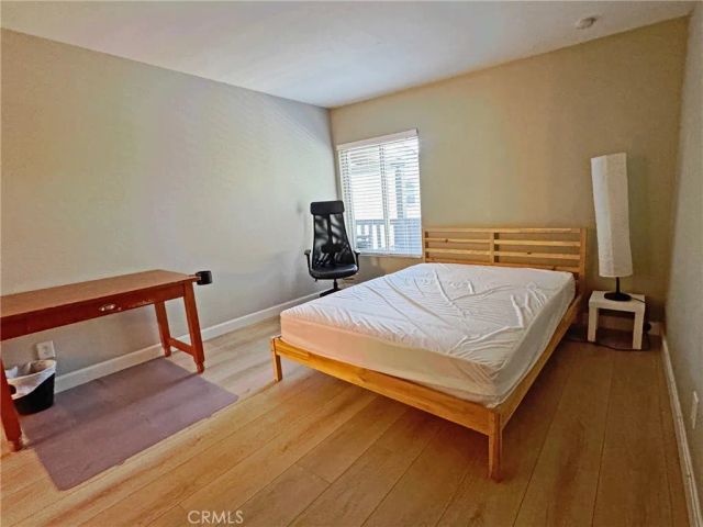 1345 Cabrillo Park E10, Santa Ana, CA 92701