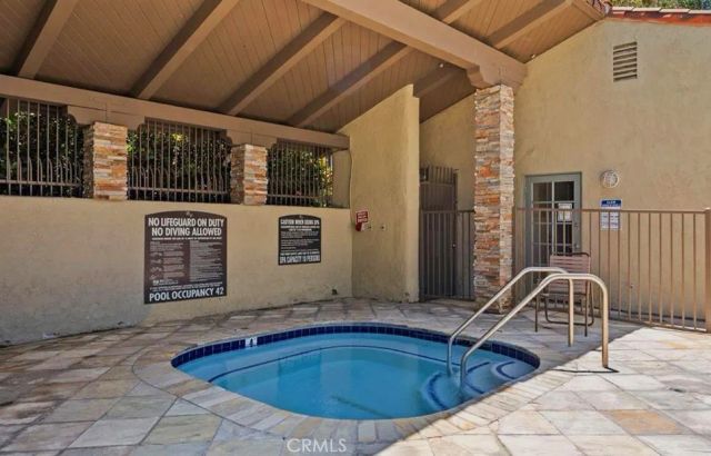 1345 Cabrillo Park E10, Santa Ana, CA 92701