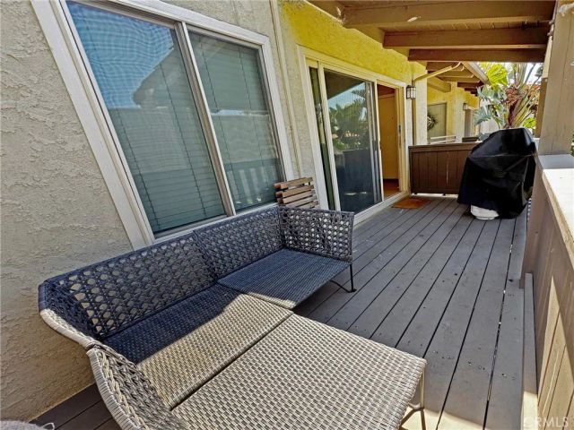 1345 Cabrillo Park E10, Santa Ana, CA 92701