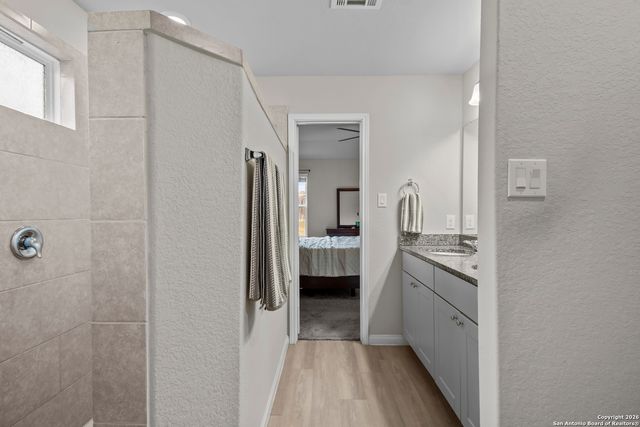 6651 Beehive, San Antonio, TX 78252