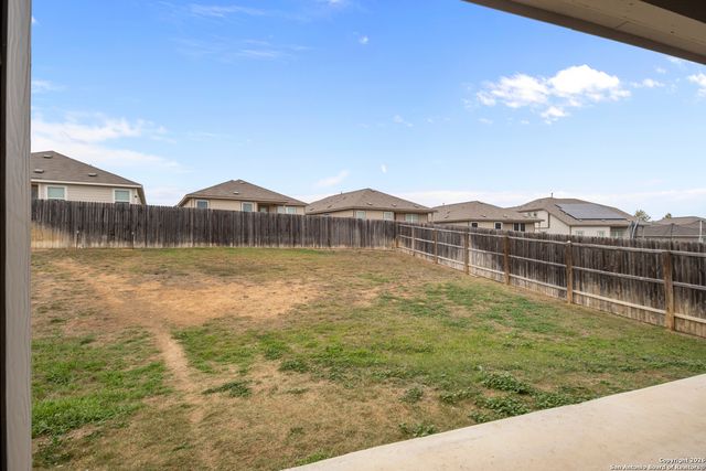 6651 Beehive, San Antonio, TX 78252