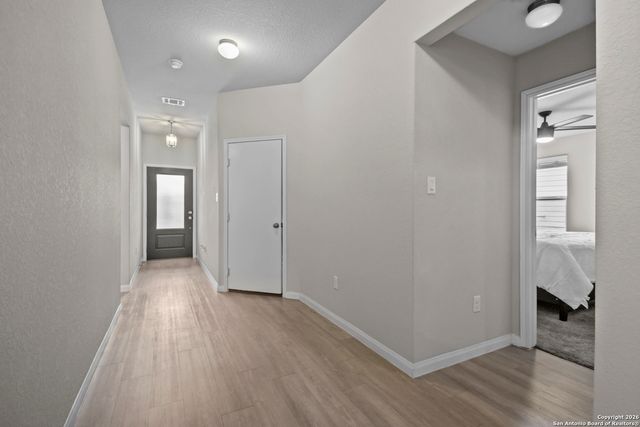 6651 Beehive, San Antonio, TX 78252