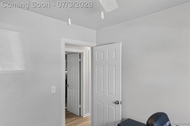 21326 Ithaca Avenue, Ferndale, MI 48220