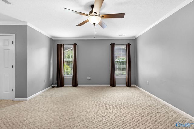 708 Apache Street NW, Hartselle, AL 35640