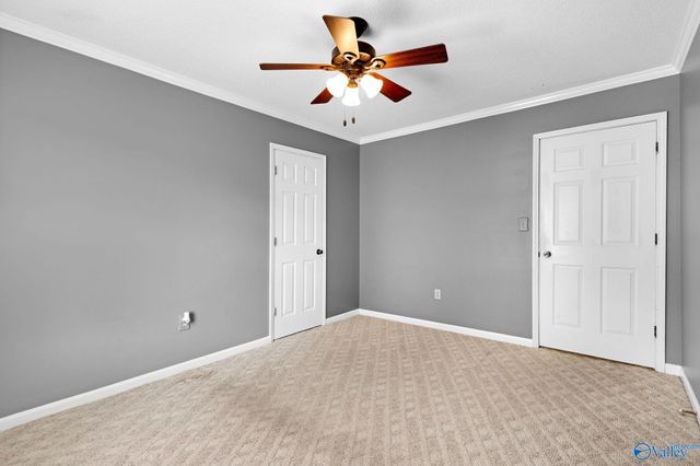 708 Apache Street NW, Hartselle, AL 35640