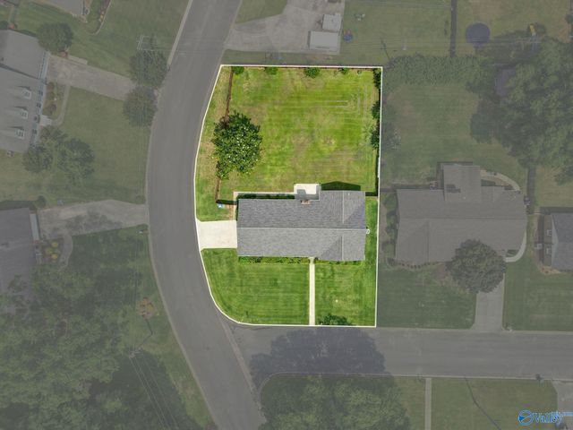 708 Apache Street NW, Hartselle, AL 35640