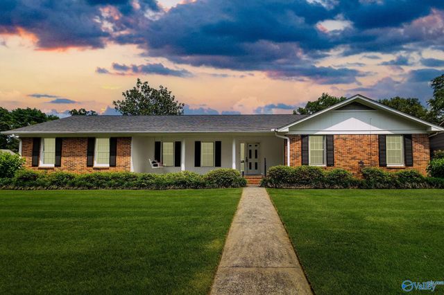 708 Apache Street NW, Hartselle, AL 35640