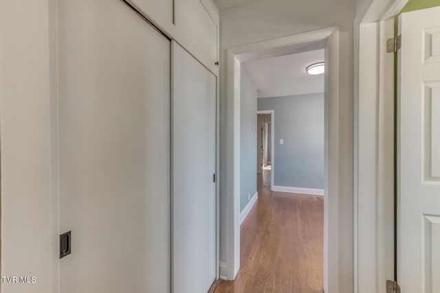 1140 Foxcroft Road, Bristol, VA 24201