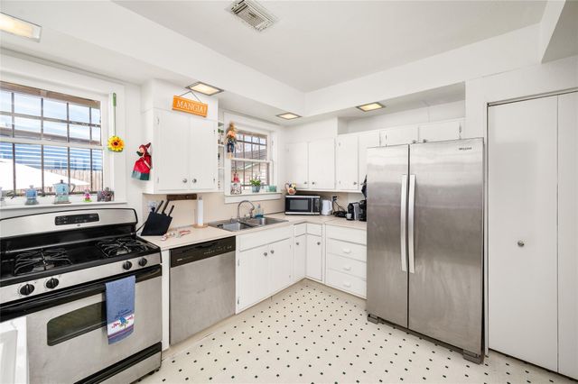 2503 Park Street, Houston, TX 77019