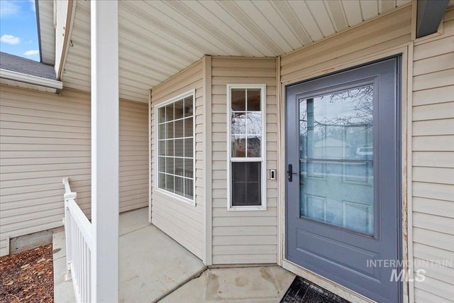 5523 Ormsby Ave, Caldwell, ID 83607