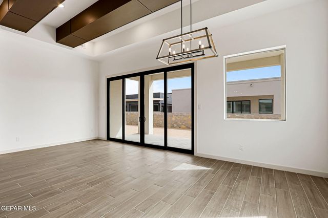 962 KEENLAND Avenue, El Paso, TX 79932