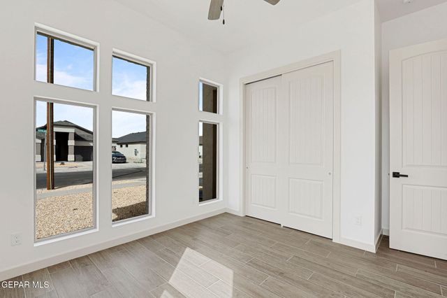 962 KEENLAND Avenue, El Paso, TX 79932