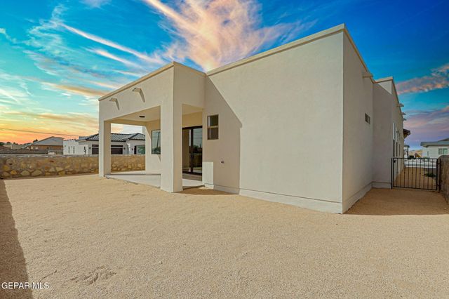 962 KEENLAND Avenue, El Paso, TX 79932