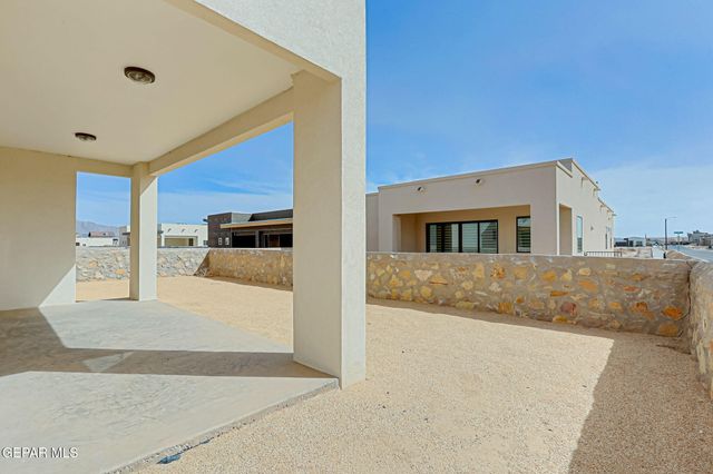 962 KEENLAND Avenue, El Paso, TX 79932