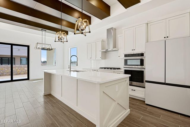 962 KEENLAND Avenue, El Paso, TX 79932