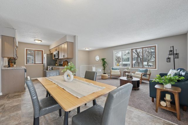 2509 N 6th Street, Minneapolis, MN 55411