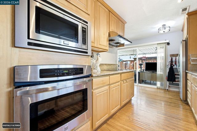 838 Cherokee Dr, Livermore, CA 94551