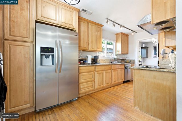 838 Cherokee Dr, Livermore, CA 94551