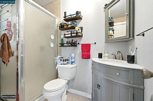 838 Cherokee Dr, Livermore, CA 94551