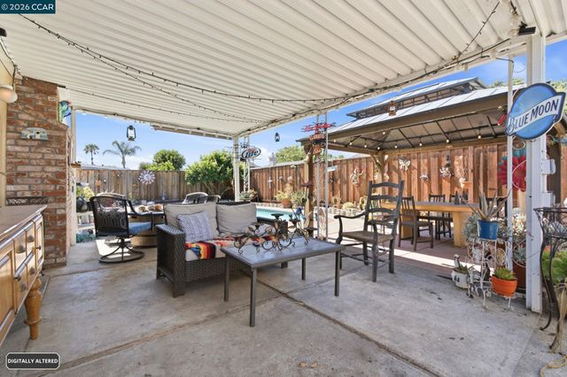 838 Cherokee Dr, Livermore, CA 94551